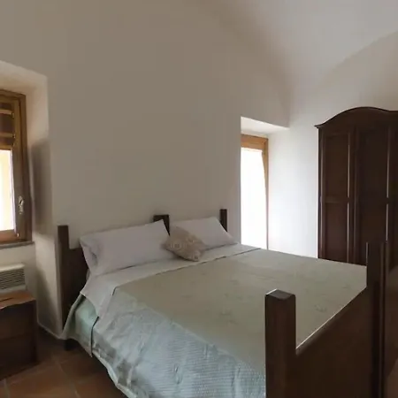 Conventolaurino B&B 라우리노