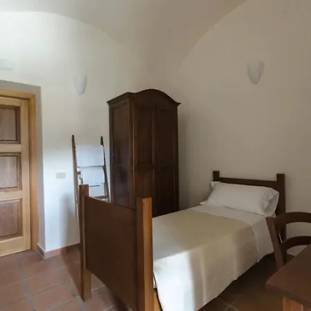 Conventolaurino B&B 3*