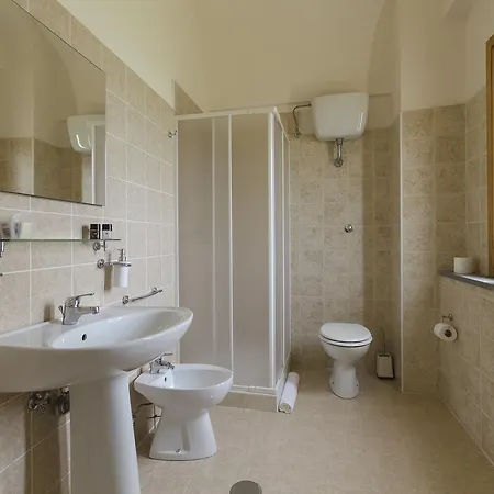 Conventolaurino 3*